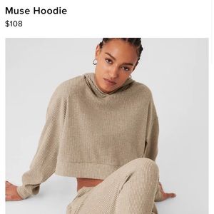 Alo Muse Sweatshirt